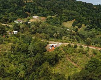 Casa de montaña Arisa - Cartago - Vista del exterior