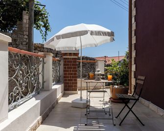 Romance Apartments Dubrovnik - Dubrovnik - Balcony