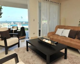 Watermark Luxury Oceanfront Residences - Sosúa - Living room