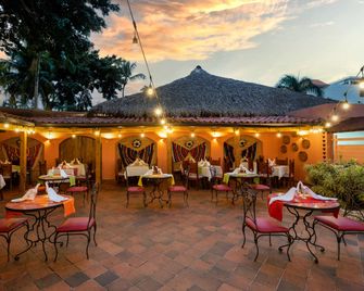 Viva Dominicus Palace by Wyndham, A Trademark All Inclusive - La Romana - Restaurant