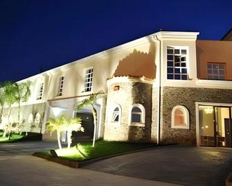 Hotel Luve - Sant Antoni de Benaixeve - Building