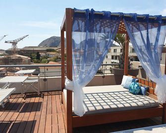Best Western Premier Vieux Port - La Ciotat - Balkon
