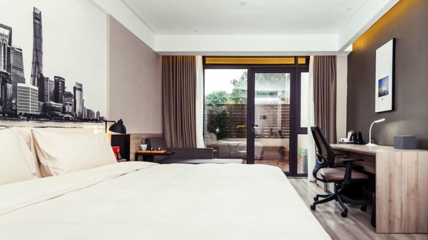 Atour Hotel Shanghai Pudong Airport