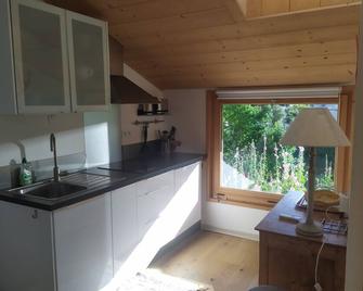 Charmant Studio Dans un Espace Calme et Verdoyant - Chamonix - Küche
