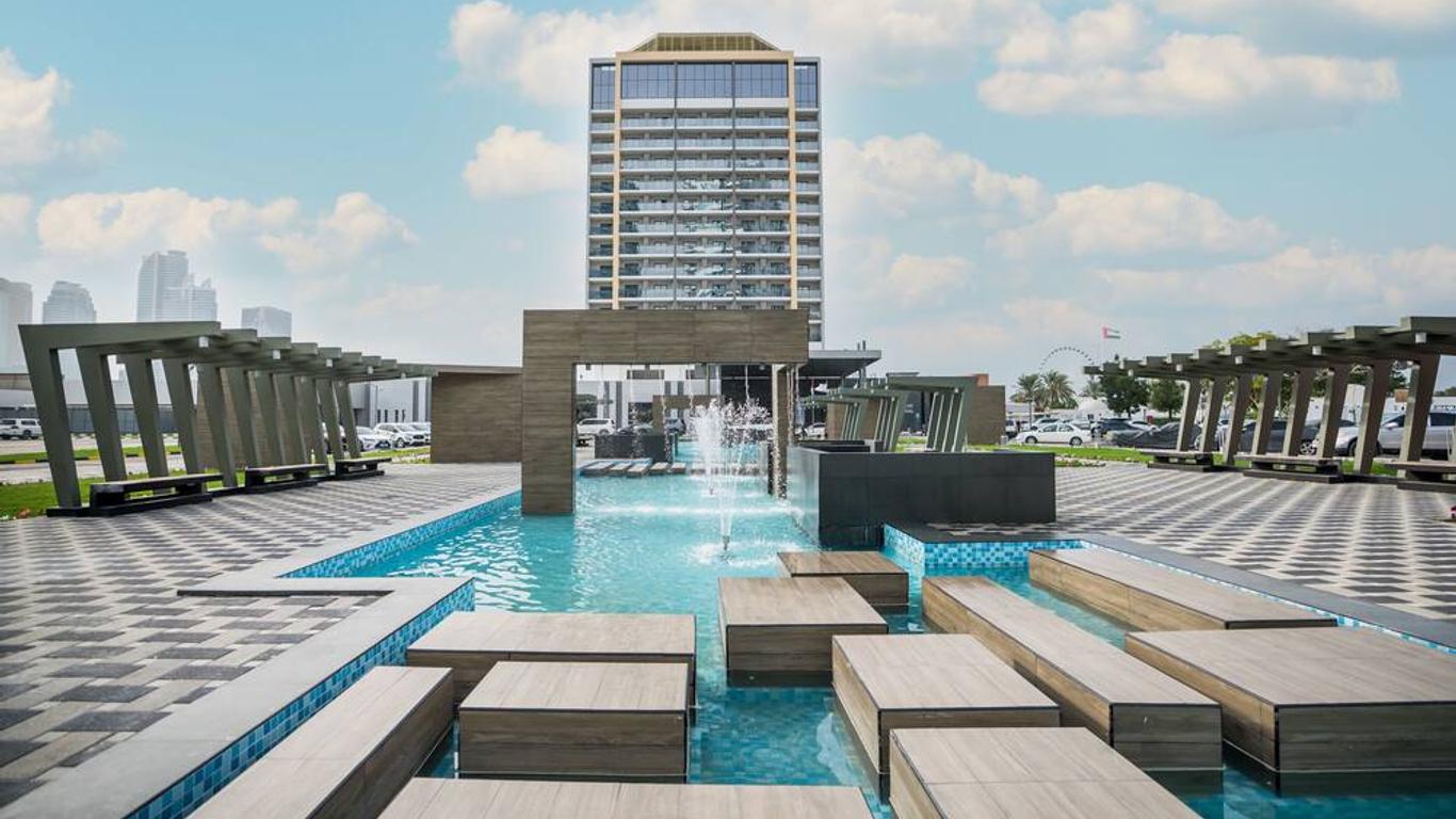 Hotel Holiday International