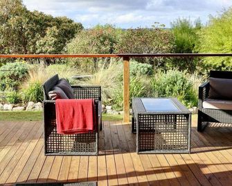 Tully Cottage - a home among the gum trees - St Helens - Балкон