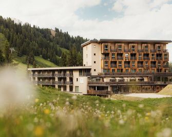 Hotel Boè Sport and Nature - Arabba - Building