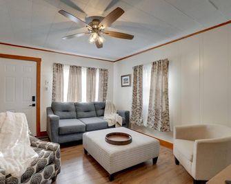 Aunt Lele's Cozy Cottage - Quincy - Sala de estar