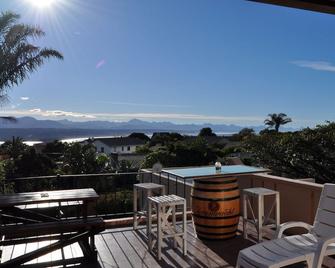 Amakaya Backpackers & Apartments - Plettenberg Bay - Balkon
