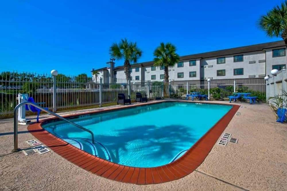 أو واي أو تاون هاوس بومونت ميديكال سنتر أريا