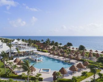 Finest Playa Mujeres by The Excellence Collection - Cancún - Pool