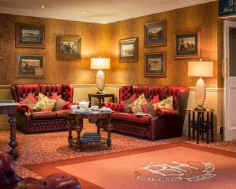 Dingle Benners Hotel - דינגל - טרקלין