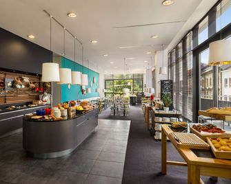 Vienna House Easy Pilsen - Pilsen - Buffet