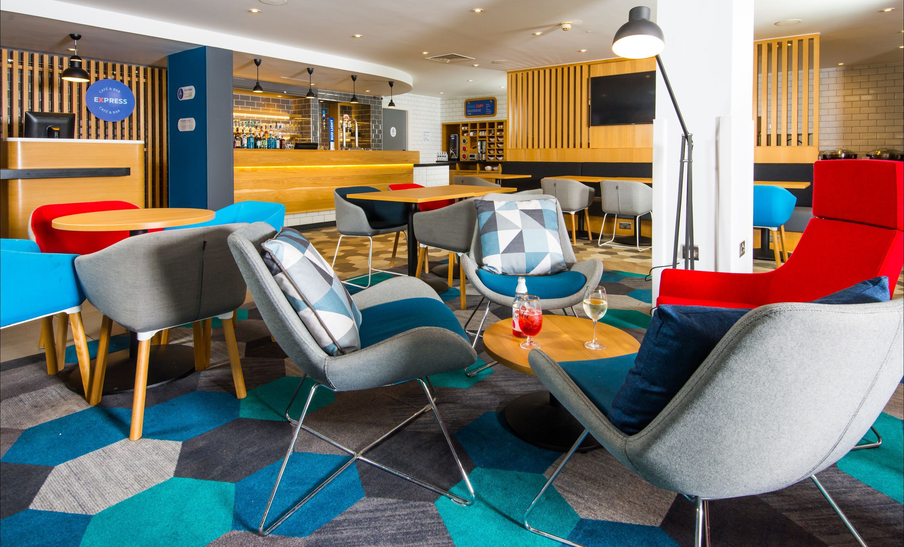 Holiday Inn Express London - Hammersmith By IHG - לונדון - טרקלין