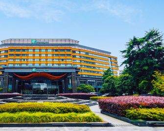 ホリデイ・イン 常州 武進 by IHG (常州武進假日酒店) - 常州 - 建物