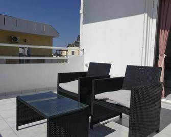 Amz Apartments - Gouves - Balcony