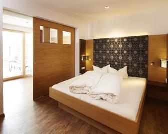 Hotel Cores - Fiss - Bedroom