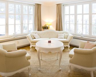 Romantik Hotel Landhaus Bärenmühle - Frankenau - Living room