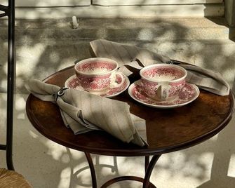 Le Patio Des Senteurs - Saint-Hilaire