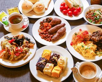 Maple Hotel - Tainan City - Food