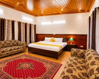 Goroomgo You & Me Nainital Near Mall Road With Wifi - Parking Available - Nainital - Quarto
