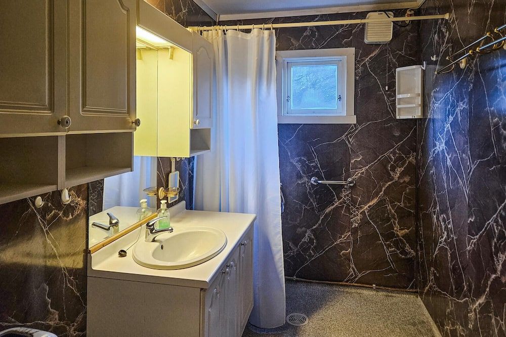 Lovely Home in Krageroe - Kragero - Bagno