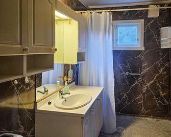 Lovely Home in Krageroe - Kragero - Bagno