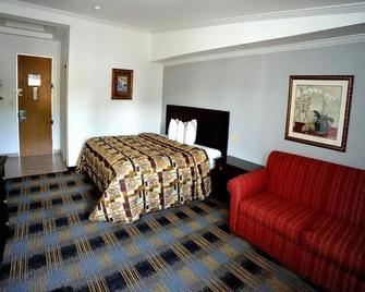 Deluxe Room, King Bed - Somerset - Bedroom