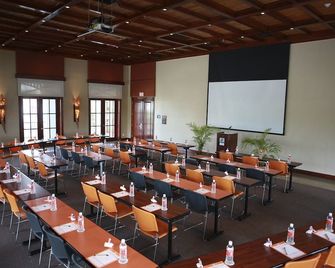 Pelican Bay at Lucaya - Freeport - Restaurant