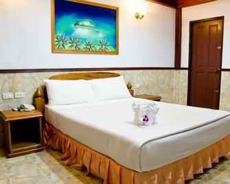 Kata Palace Phuket - Karon - Habitación