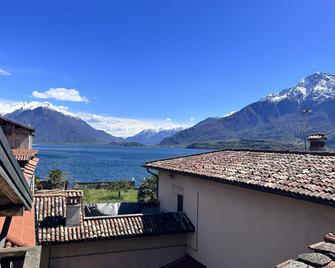 Casa Elenina - Gravedona - Balcony