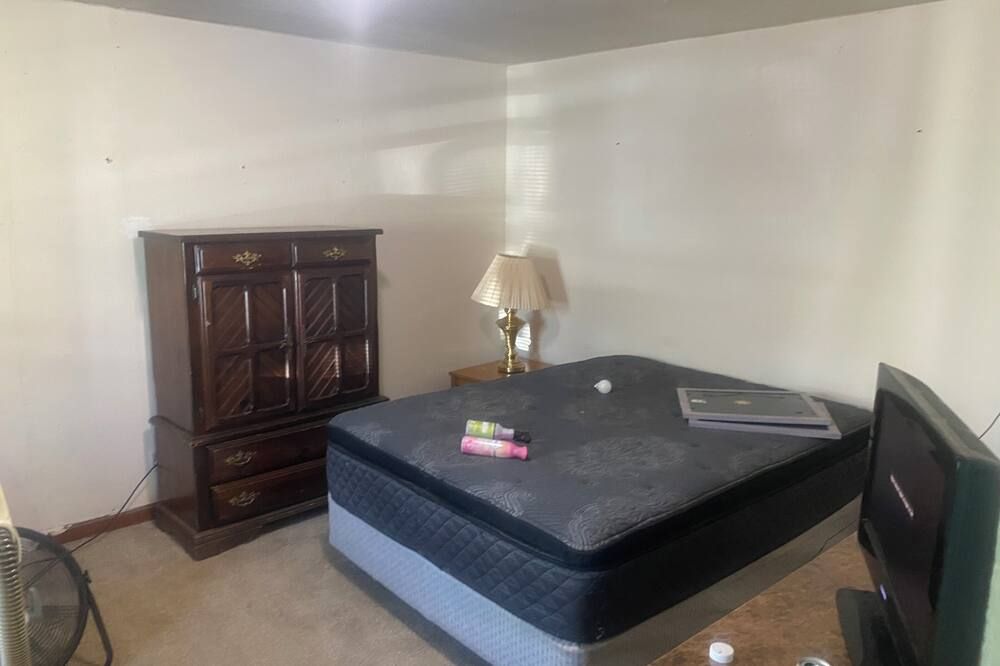 Studio apartment in a great location - Festus