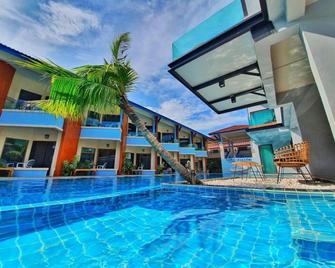The Bed Vacation Rajamangala Hotel - Songkhla - Pool