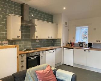 Charleton Farm Cottages - Montrose - Kitchen