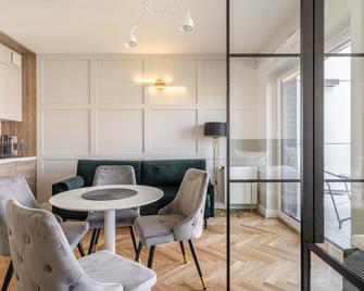 Rentplanet - Apartamenty Księcia Witolda - Wroclaw - Dining room