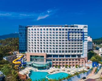 The Week& Resort - Incheon - Building