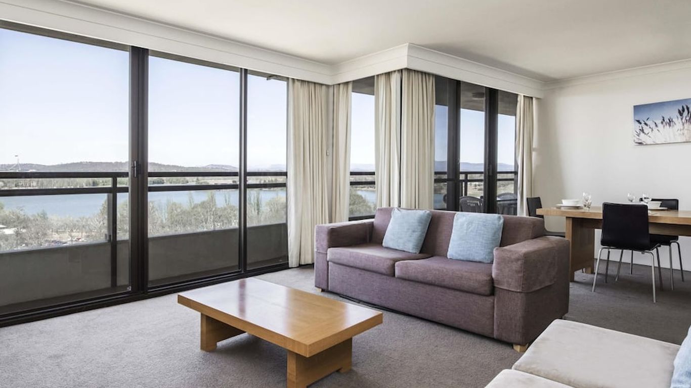 Breakfree Capital Tower Canberra