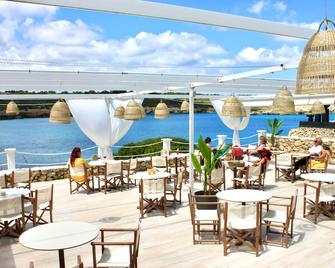 Beach Club Menorca - Es Mercadal - Restaurant