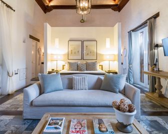 Hotel Boutique Casa del Coliseo - Cartagena - Living room