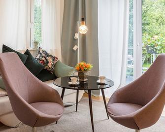 Apartment am Apfelbaum - Reutlingen - Salon