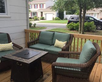 Adorable Renovated Cottage - Just steps from the Bay! - Cape May - Patio