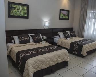 Hotel Suerre - Guápiles - Habitación