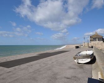 Sunset Lodge - Isle of Portland - Strand