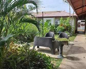 Mi Casa Asi De Grande - Penonomé - Patio