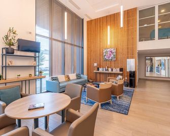 Quality Aparthotel Chambéry - Chambéry - Lounge