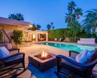 Reeves Garden House - Stylish Movie Colony Home! - Palm Springs - Pool