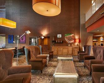 Best Western Plus Scottsdale Thunderbird Suites - Scottsdale - Lounge