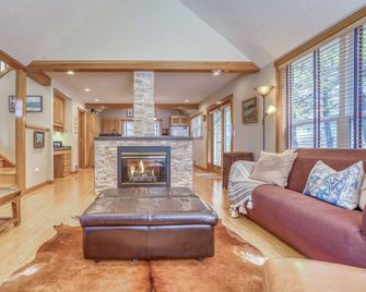 Barefoot Bungalow - Pacific City - Sala de estar