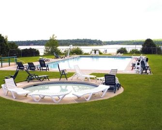 A cozy beautiful chalet-perfect for relaxing and adventuring!! Won't disappoint! - Albrightsville - Piscine