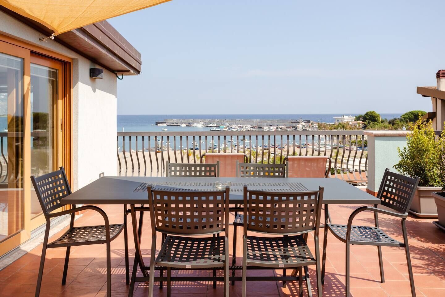 Kalaskiso' - Giardini Naxos - Balkong